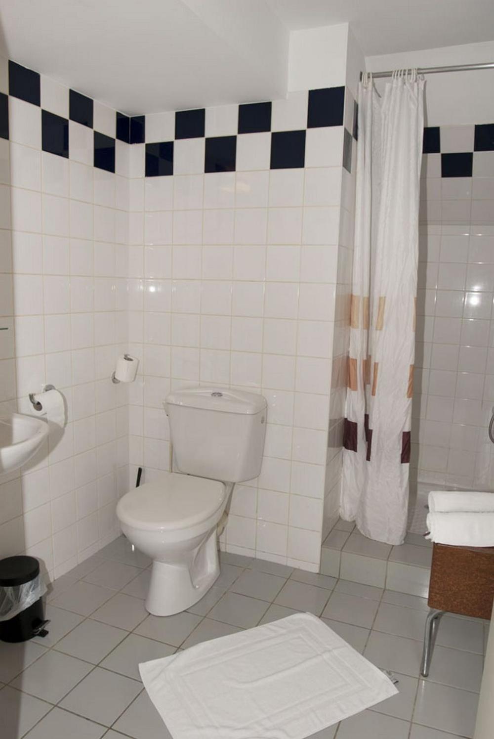 Acacias Apparts Hotel Plombieres-les-Bains Phòng bức ảnh