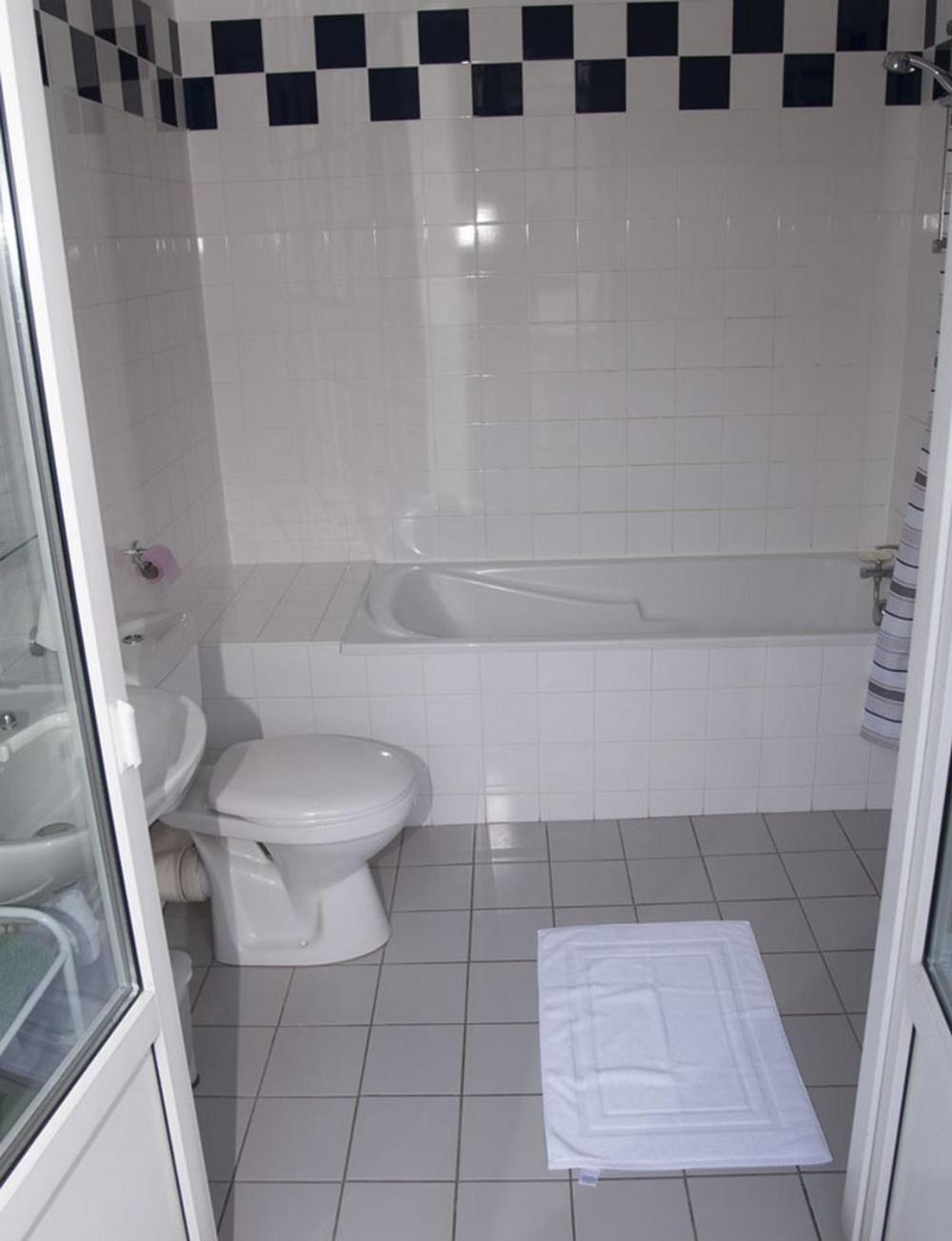 Acacias Apparts Hotel Plombieres-les-Bains Phòng bức ảnh